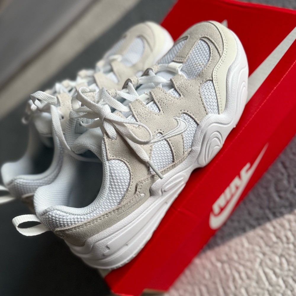 NIKE Tech Hera Y2K running shoes 6.5